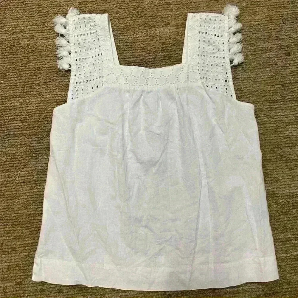 J. McLaughlin white, sleeveless blouse with eyelet detailing/pop pop sleeves; S